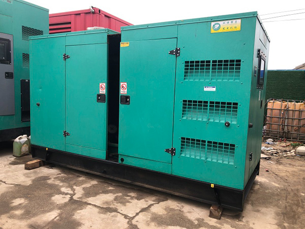 定安怎样合理控制磷酸铁锂蓄电池的充放电倍率以延长其使用寿命？